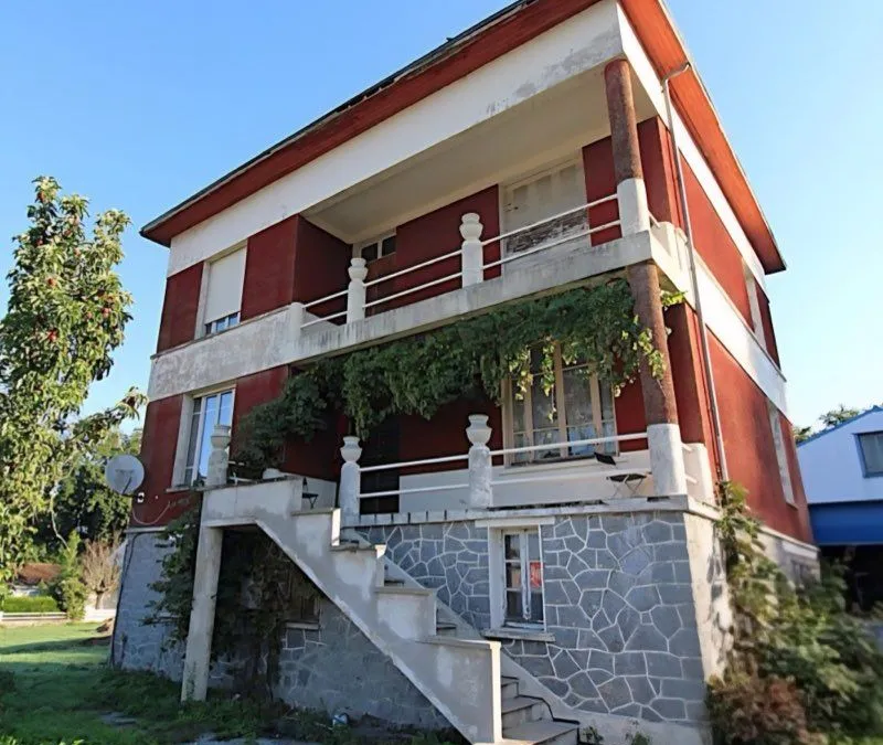 Photo 1