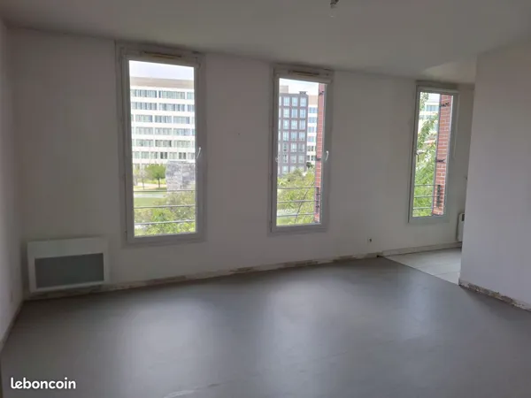 Loue studio - 31m² avec parking Arcueil quartier Vache Noire