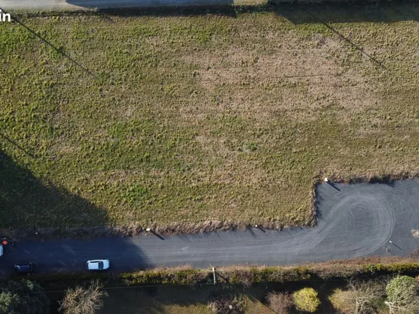 Terrain viabilisé 820 m² à Horgues - Vue Pyrénées