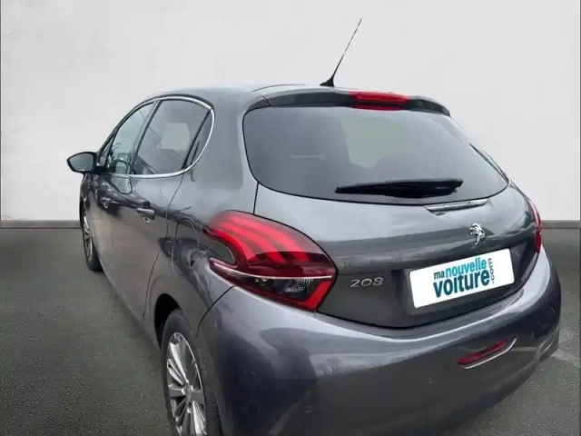 Peugeot 208 bluehdi 100ch bvm6 — photo 7