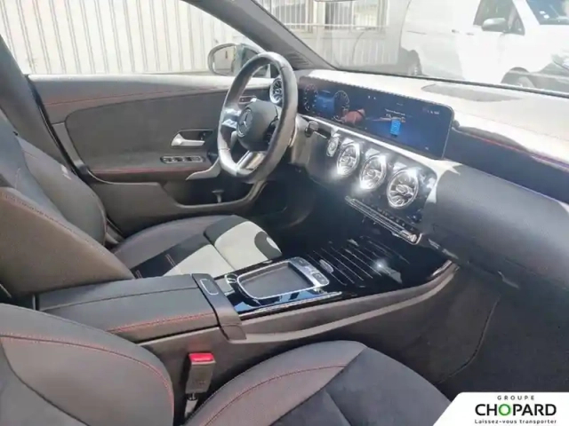 Mercedes Cla coupé 250 e hybrid eq 8g-dct — photo 13