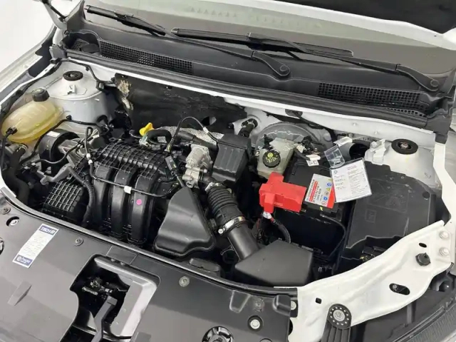 Dacia Sandero sce 65 - 22 — photo 33