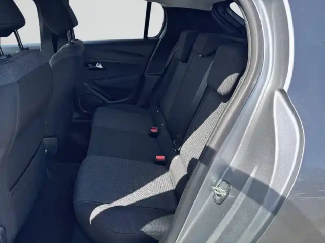 Peugeot 208 hybrid 110 ch e-dcs6 — photo 12