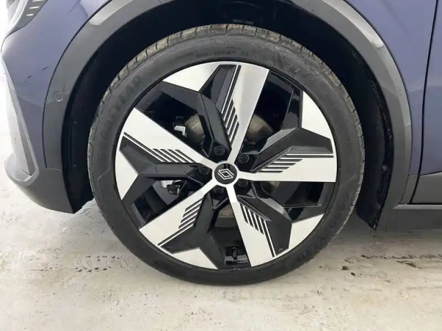 Renault Megane e-tech 220 ch autonomie confort gsr2 — photo 59