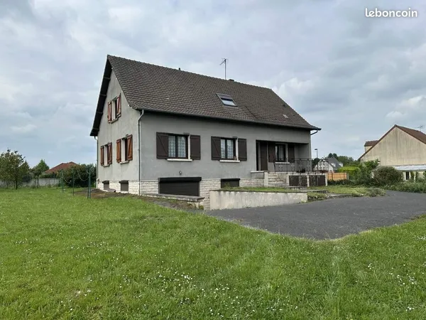 Maison 5 pièces 151 m²