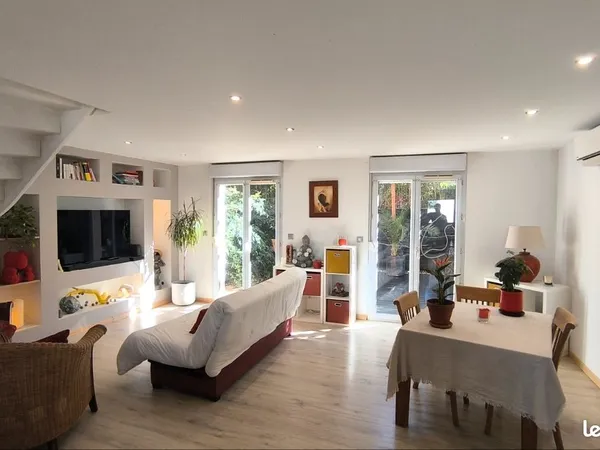 Maison T4 climatisé de 80m² avec garage, cour et terrasse situé à Lunel