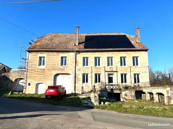 Grange 16 pièces 440 m²