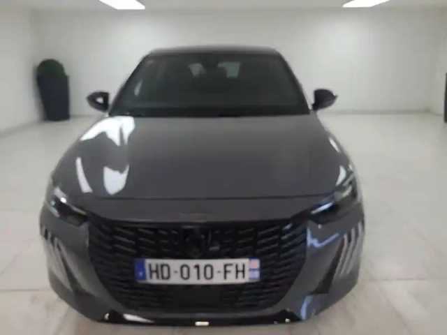 Peugeot 208 hybrid 110 e-dcs6 — photo 2