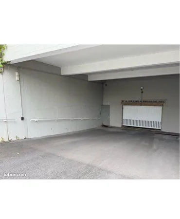 Emplacement de Parking