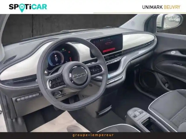 Fiat 500 e 118ch pack confort my23 — photo 12