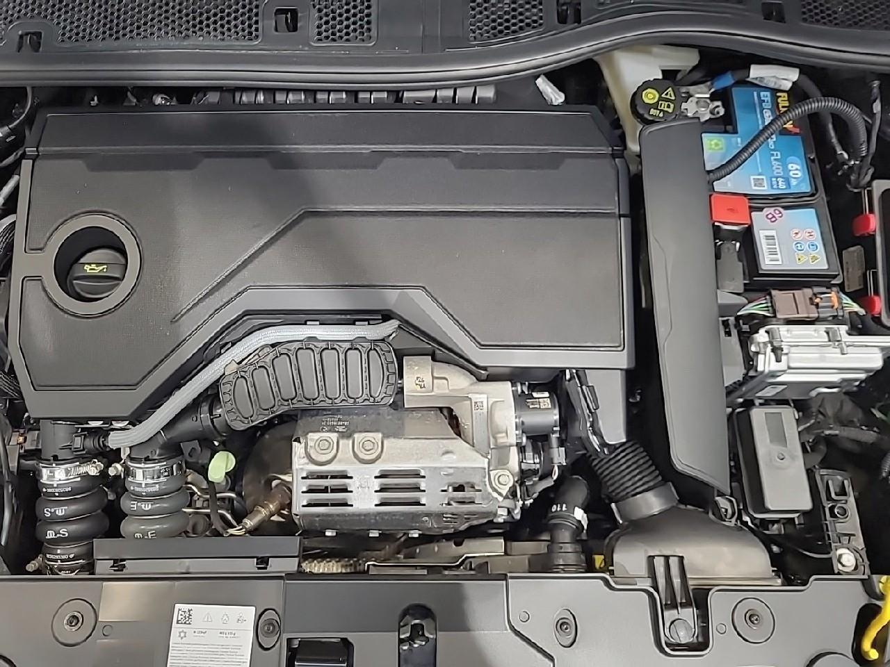 Peugeot 208 hybrid 100 e-dcs6 allure — photo 15