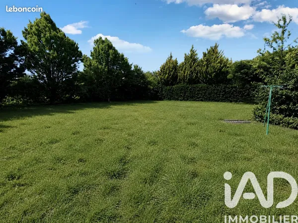 Terrain 1020 m² Riom