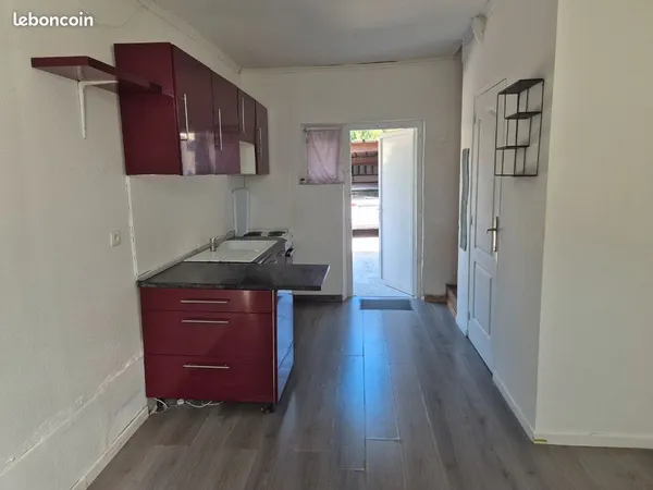 Amiens ,quartier st pierre t 1 à louer