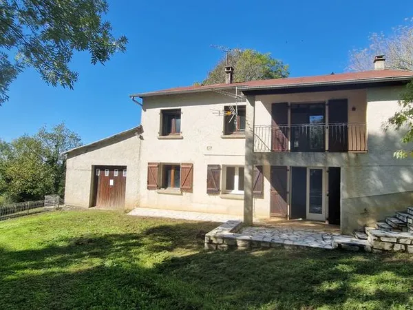 SUD FRANCE 81330: VILLA DE 2 APPARTEMENTS/GITES/GRD GARAGE.