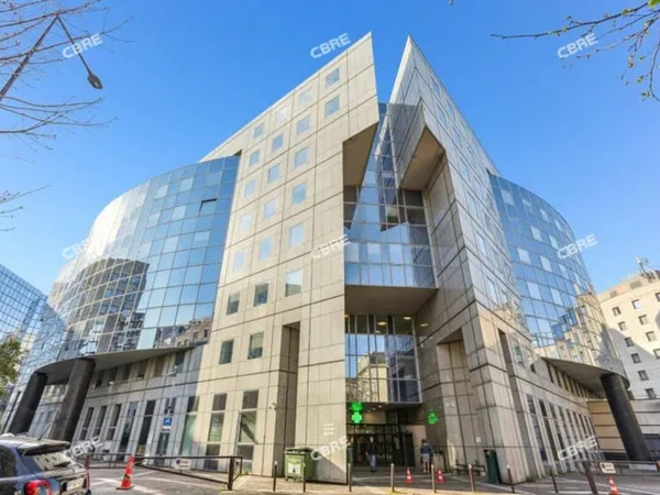 Bureaux 10490 m²