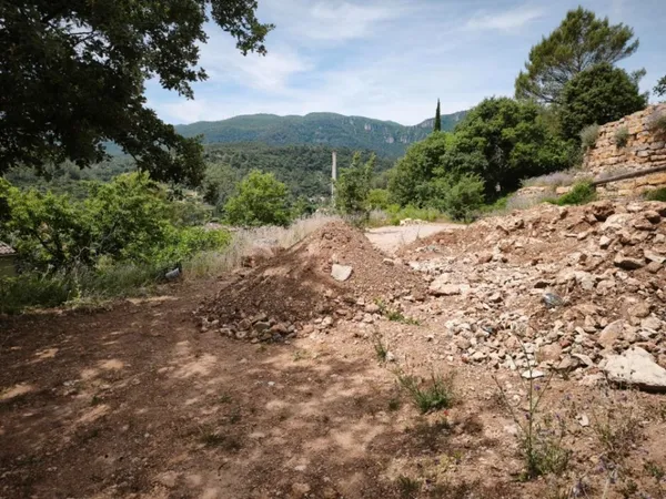 Terrain 971 m²