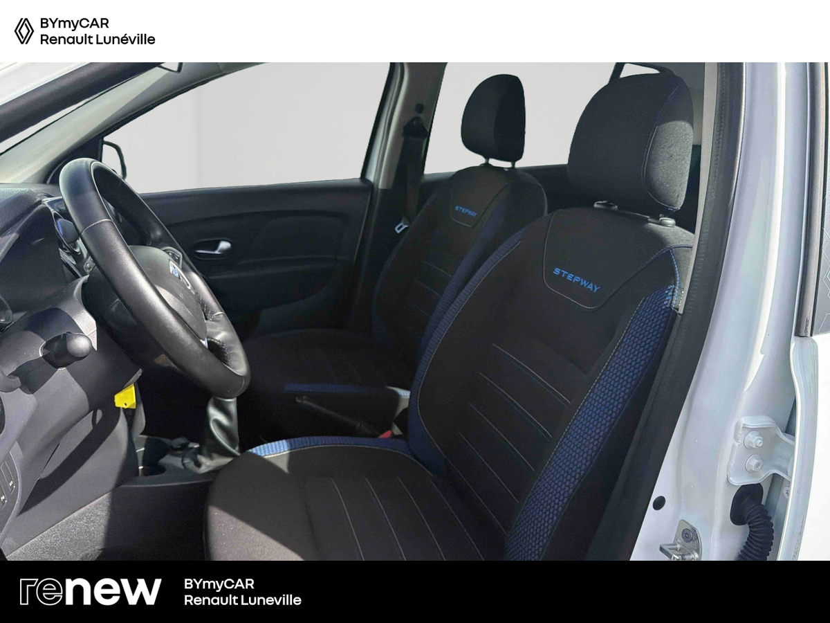 Dacia Sandero TCe 100 — photo 11