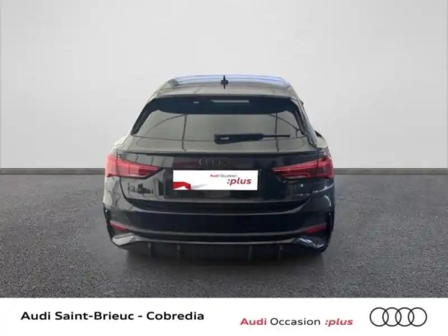 Audi Q3 sportback 35 tfsi 150ch s line s tronic 7 — photo 5