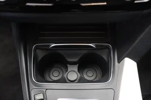 Bmw Serie 4 gran coupé 418d 150 ch bva8 — photo 23