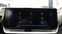 Peugeot 2008 1.2 PureTech 130ch S&S GT Line — photo 14