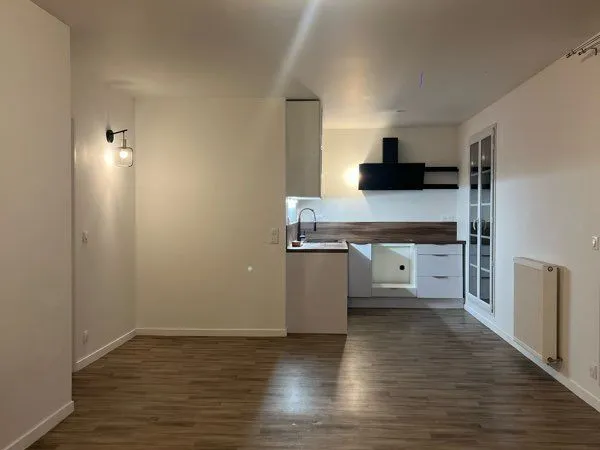 T4 traversant double terrasse - 3 chambres - parking