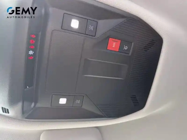 Peugeot 308 sw phev 180 e-eat8 — photo 21