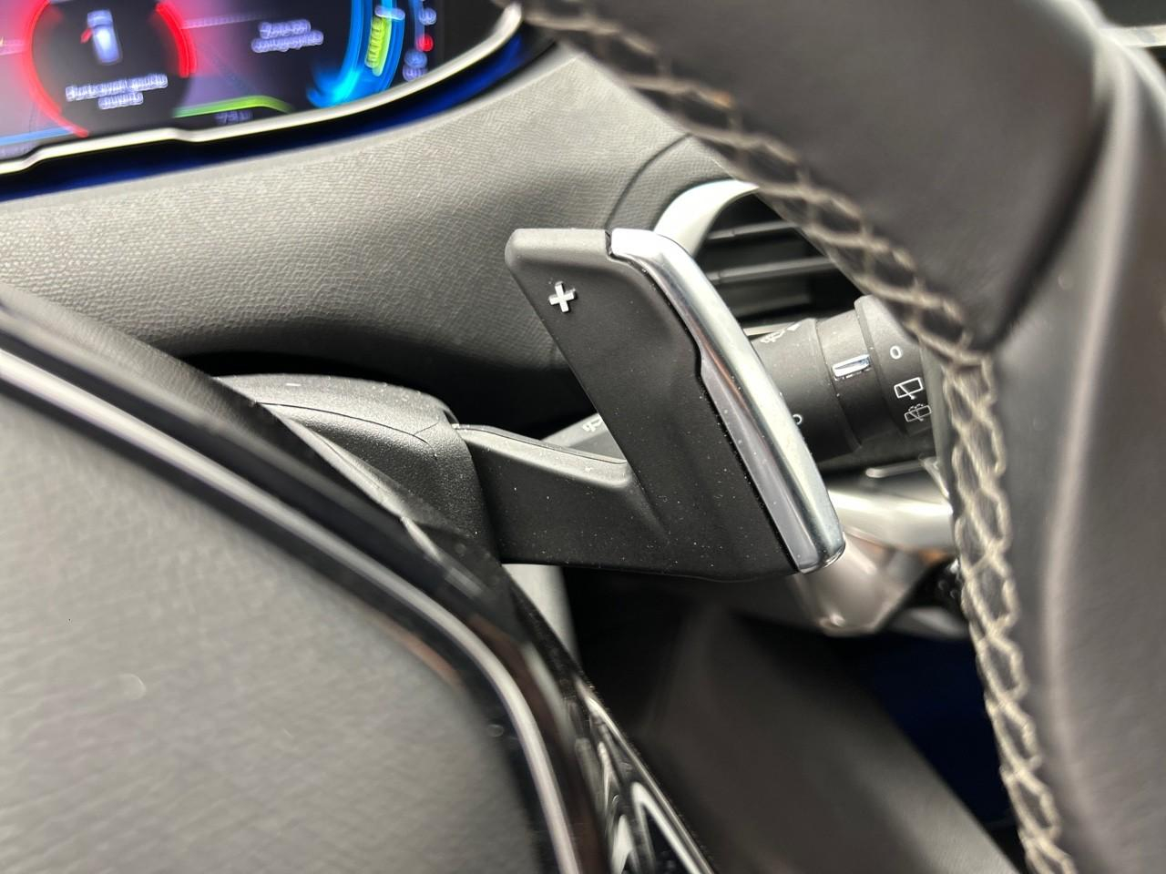 Peugeot 3008 hybrid 225 e-eat8 allure pack — photo 25