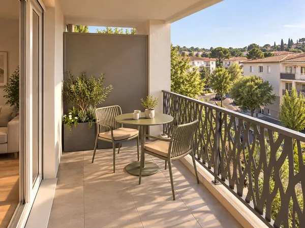 SUPERBE T2 DERNIER ETAGE - DRAGUIGNAN - 167 000€
