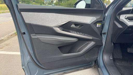Peugeot 3008 1.2 Hybrid 136 e-DSC6 - Allure – 2025 – 8716 km – Hybride essence – Boîte Automatique — photo 41