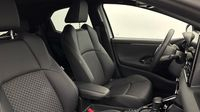 Toyota Yaris 116h Active 5p MC24 — photo 15