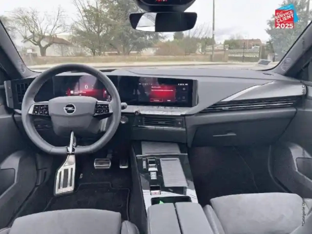 Opel Astra electric 156ch gs — photo 8