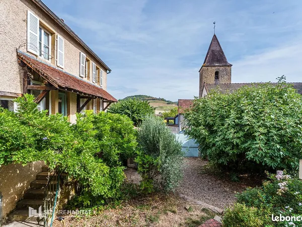 Gîte 10 pièces 299 m²