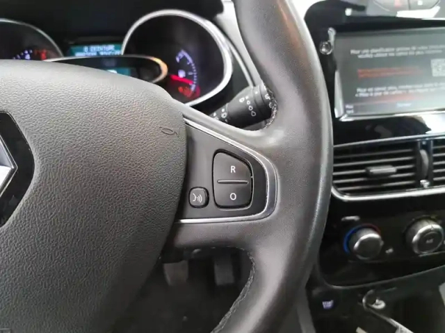 Renault Clio dci 75 e6c — photo 32