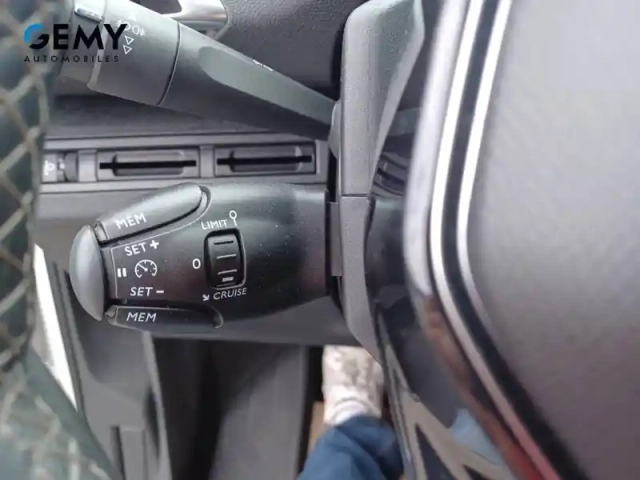 Peugeot 3008 1.2 puretech 130ch s&amp;s bvm6 — photo 16