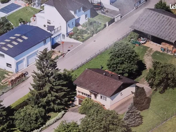 Maison avec grand terrain, dépendance et fort potentiel sur Hagenthal-le-Bas