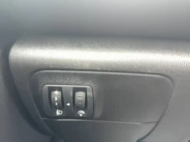 Renault Megane mégane iv berline blue dci 115 - 21b — photo 49