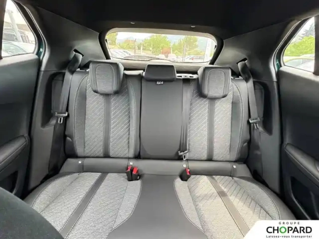 Peugeot 2008 electrique 54 kwh 156 ch — photo 38