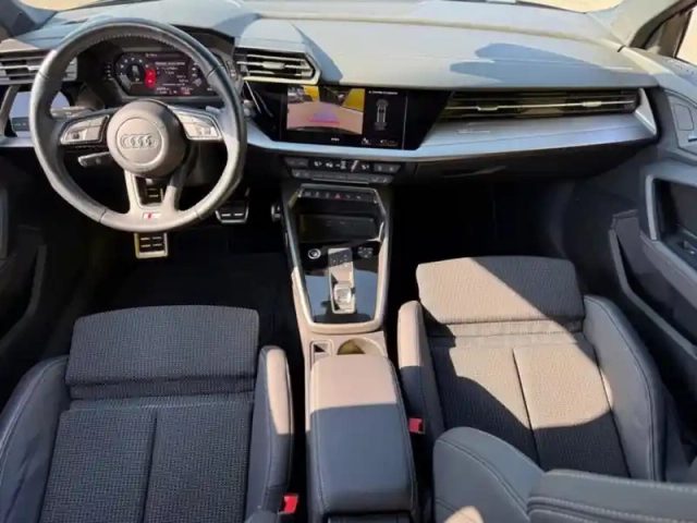 Audi A3 35 tfsi 1.5 150 s line s-troni — photo 11