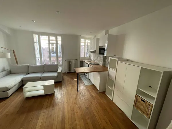 Studio 1 pièce 27 m²