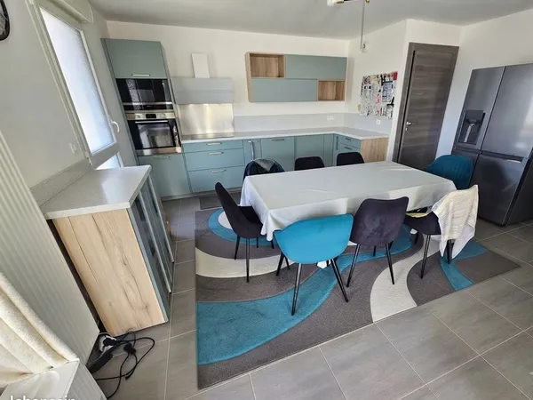 T4 80 m² avec balcon 25 m², vue Salève, box et parking - Annemasse Vernand