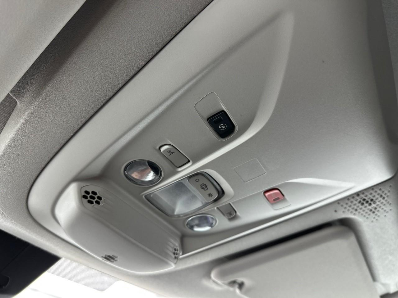 Peugeot Partner fourgon standard 650 kg bluehdi 100 s&s bvm6 aspha — photo 32