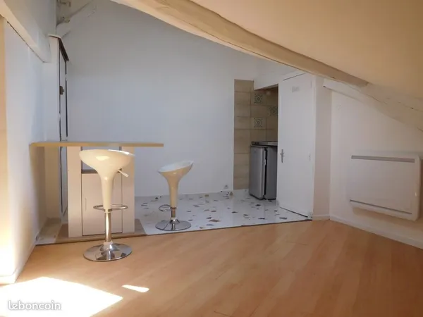 Clermont studio centre ville