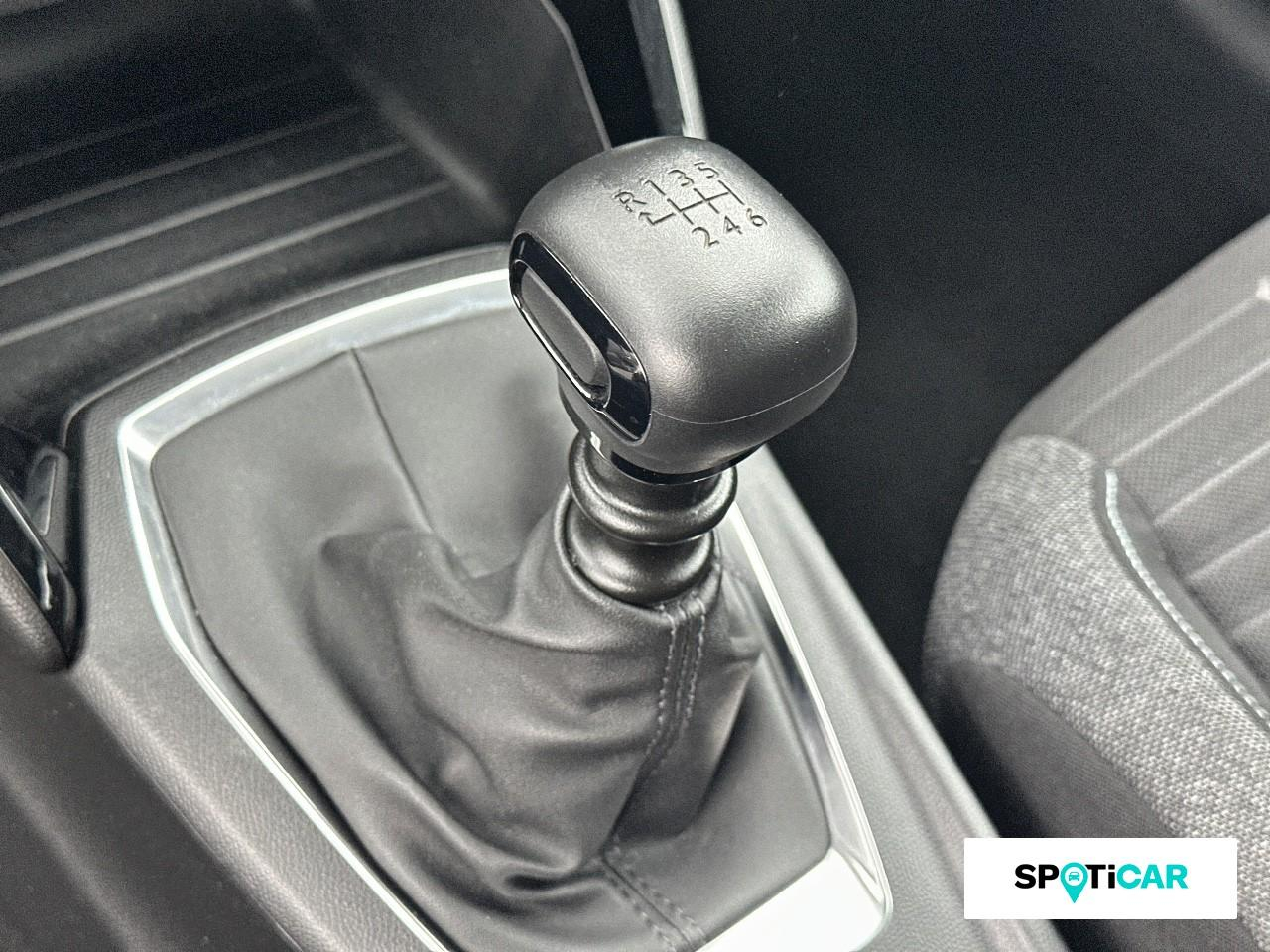 Peugeot 208 1.2 puretech 100ch s&s style — photo 14