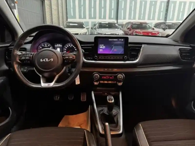 Kia Stonic 1.0 t-gdi 100ch gt line — photo 9