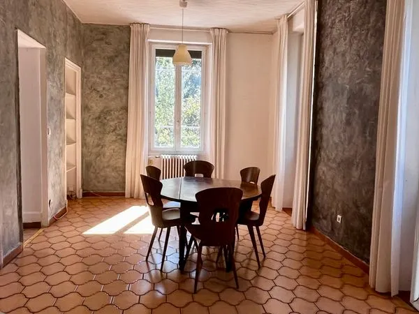 Maison 10 pièces 190 m2