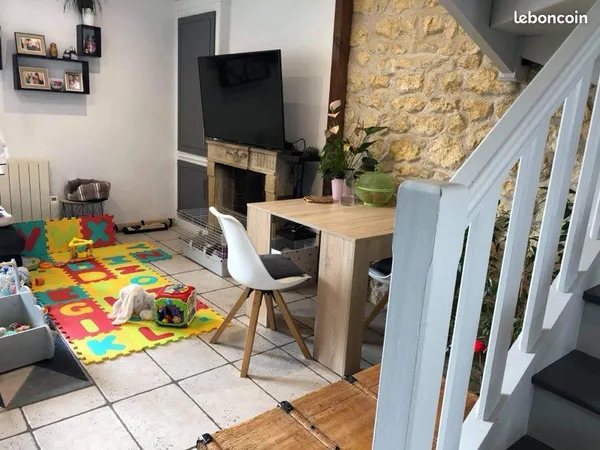 Maison de pierre en duplex centre ville de Bourges de 70m2