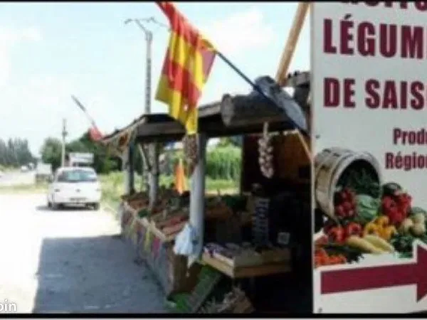 LOCAL COMMERCIAL 90m² - FORTE VISIBILITÉ - GRAND PARKING