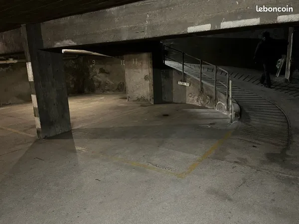 Location Parking moto - Paris 13 Italie