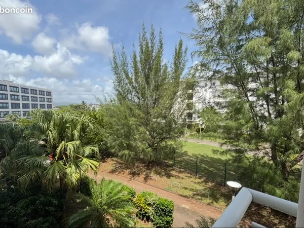 APPARTEMENT T3 MEUBLÉ À LOUER — 1 350 /mois — Fort-de-France (97200)
