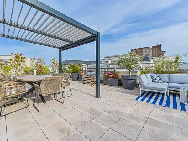 Appartement 6 pièces 140 m²